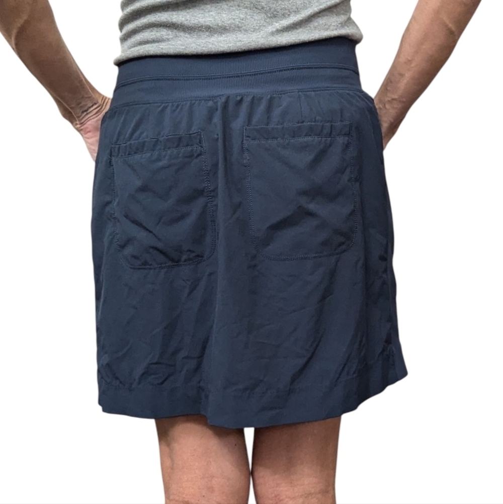 Athleta Navy Blue Skort Size 4 Built In Shorts Activewear Golf Tennis - Picture 3 of 11
